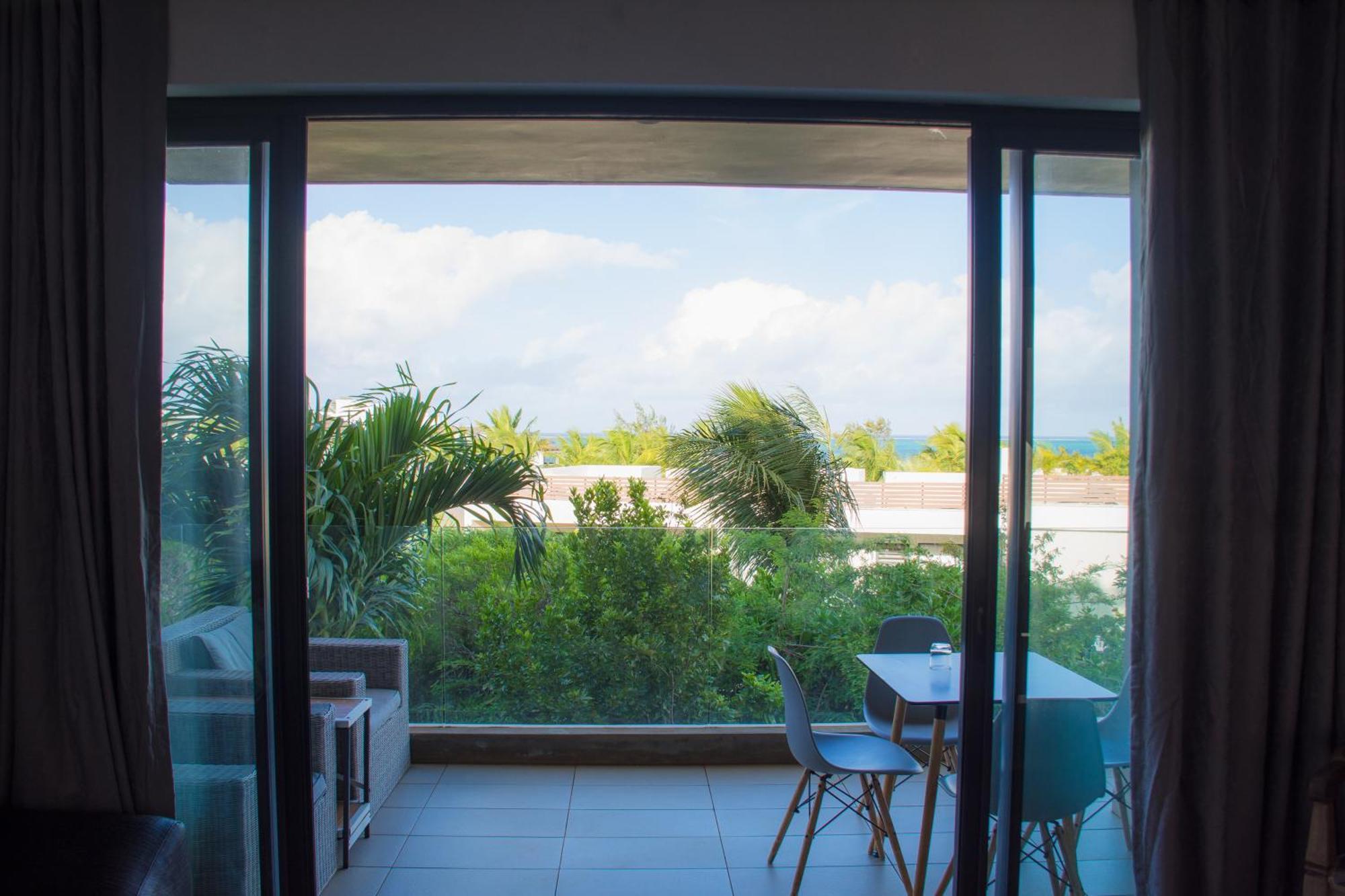 Azuri With Beach, Pools, Gym, Golf, Shops, Restaurants, Spa, Boat Activities, Tennis &paddle Court, Kids Corner *
