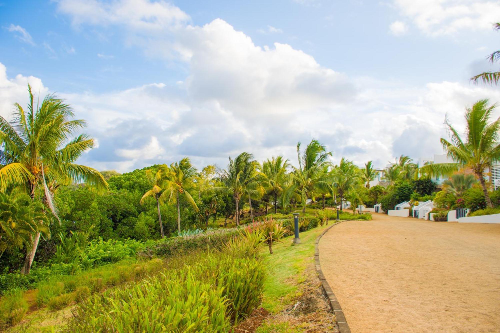 Azuri With Beach, Pools, Gym, Golf, Shops, Restaurants, Spa, Boat Activities, Tennis &paddle Court, Kids Corner Appartement *